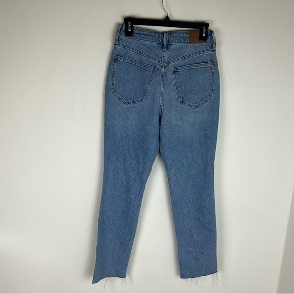 NWT Madewell The Curvy Perfect Vintage Jeans Distressed Raw Hem Size 26 - Picture 5 of 9